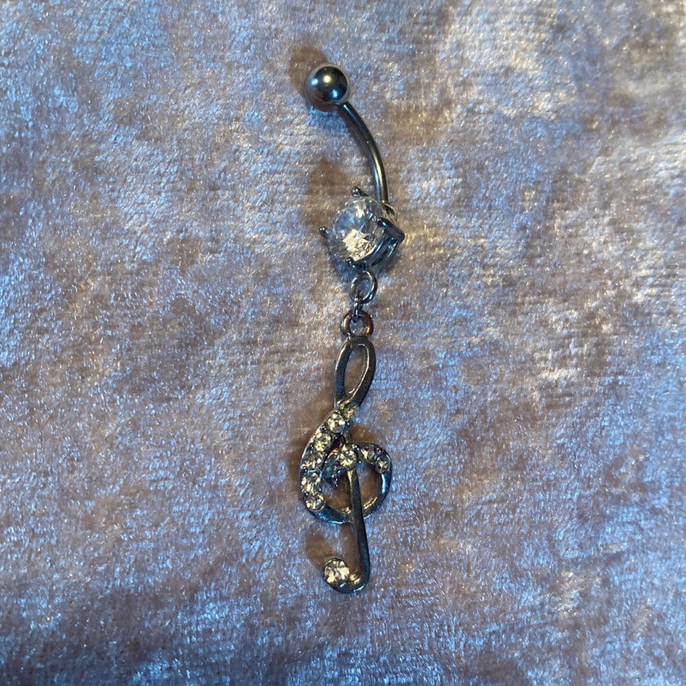 Treble Clef Belly Button Ring